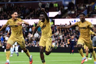 aston villa crystal palace 0 3 lectie dura pentru lei spectacol londonez pe voyo 68b4aab436668