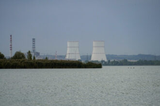 atacuri cu drone lansate de ucraina in ziua independentei sale incendii la centrala nucleara din kursk si la un terminal petrolier 68aac21aeb102