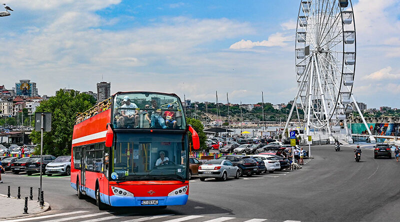 Constănțeni, fiți cu ochii pe schimbări! Bulevardul Tomis se transformă în zonă pietonală în weekenduri și în luna septembrie, iar autobuzele CT BUS își ajustează rutele! 1 atentie constanteni modificari in circulatia autobuzelor ct bus bulevardul tomis devine pietonal in weekenduri si in luna septembrie 68b13c5e007a3