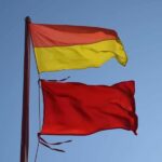 ALERTĂ! Steagul ROȘU flutură pe plajele din Eforie Nord, adus de salvamari! 2 atentie salvamarii au arborat steagul rosu pe plajele din eforie nord 68959e83e6918
