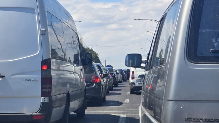 Atenție, conducători auto! Conexiunea dintre Eforie Sud și Eforie Nord este sufocată de trafic. Descoperiți sfaturile oferite de Poliția Română! 1 atentie soferi trafic aglomerat intre eforie sud si eforie nord iata ce recomandari face politia romana 6897023622de6