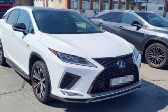 autoturisme de lux cautate de autoritatile europene descoperite in portul constanta 68a050ca6930f