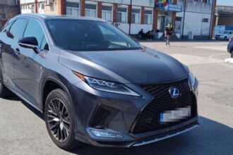 autoturisme in valoare de 165 000 de euro cautate de autoritati europene descoperite in portul constanta 68a0664d84659