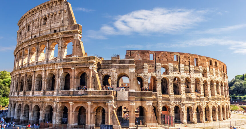 Alertă pentru călătorii din Italia: Mii de documente de identitate compromise de atacuri cibernetice la recepții! 1 avertisment pentru turistii care au vizitat italia zeci de mii de acte de identitate scanate la receptie au fost furate de hackeri 689dffd302201
