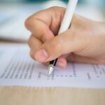 Bacalaureat 2025, sesiunea de toamnă: Miercuri se va susține examenul la alegerea profilului și specializării 2 bacalaureat 2025 sesiunea de toamna proba la alegere a profilului si specializarii se desfasoara miercuri 689b79cdf2844