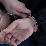 Captura unui impostor: bărbat reținut pentru că s-a prezentat ca polițist și a jefuit un trecător pe bulevardul din Capitală 2 barbat arestat dupa ce s a dat drept politist pe un bulevard din capitala si a talharit un trecator 689dd93f2dd5d