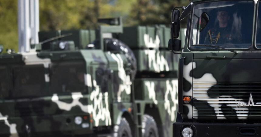 Belarus intenționează să îmbogățească arsenalul său de rachete cu focoase nucleare. „Acestea dispun în prezent de o rază de acțiune de 300 km” 1 belarus doreste sa si echipeze sistemele de rachete cu focoase nucleare acum au o raza de actiune de 300 km 68abe228db5d1