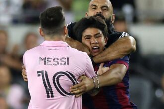 bodyguardul lui lionel messi suspendat gestul facut de omul platit regeste luna de luna 688e335604ff6