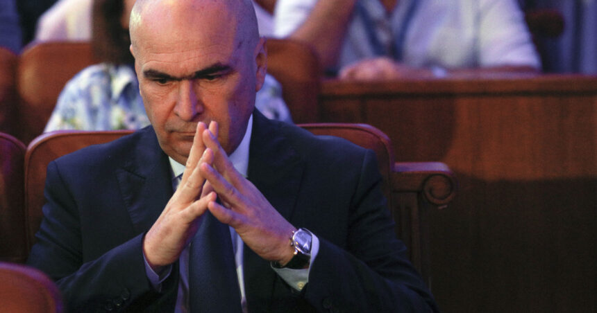 Bolojan: Politica reflectă realitatea din Justiție. „Am făcut angajamente pe care nu le-am onorat” 1 bolojan lumea politica se asemana cu cea din justitie am facut promisiuni pe care nu le am respectat 68af5e0417ed3
