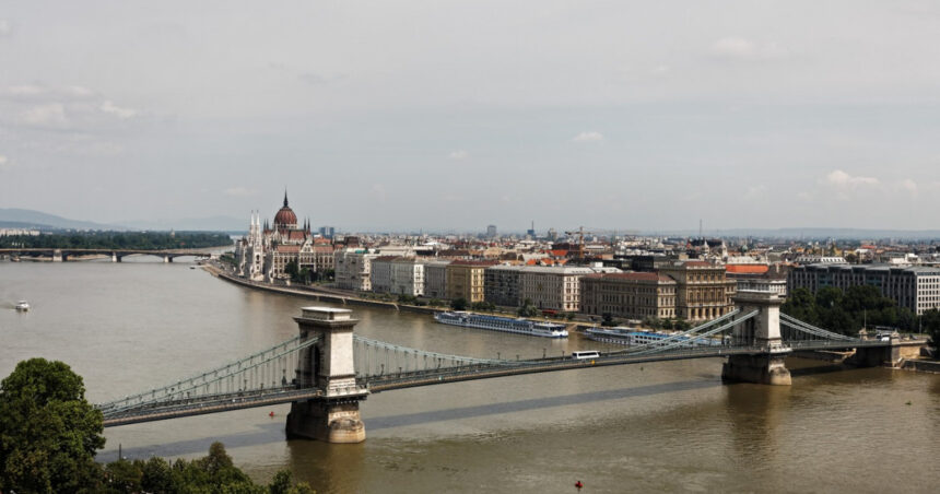 Budapesta, posibilă destinație pentru întâlnirea mult așteptată dintre Putin și Zelenski. Ce a adus Ungaria în centrul discuțiilor? 1 budapesta varianta pentru locul eventualei intalniri putin zelenski cum a ajuns ungaria in atentie 68a469e3ec270