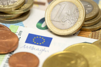 cand ar putea adera romania la zona euro explicatiile guvernatorului bnr mugur isarescu 689b479925618