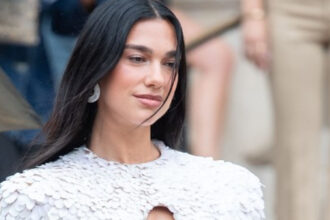 cantareata dua lipa a obtinut cetatenia kosovara iubesc aceasta tara 688e742223b5e