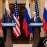 Cum va reacționa Donald Trump în fața lui Vladimir Putin: amintiri din Helsinki 2018, când prietenia a fost la ordinea zilei 2 care va fi atitudinea lui donald trump in timpul negocierilor cu vladimir putin la helsinki in 2018 a fost extrem de prietenos 689ed7538e7cc