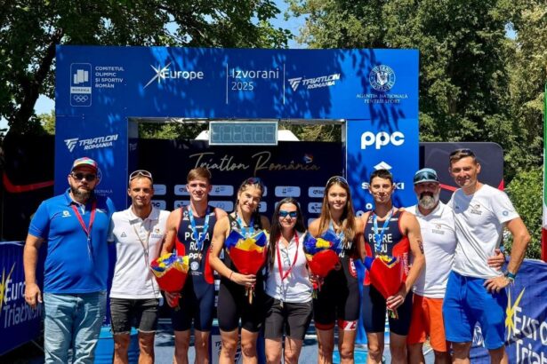 carol popa si raul petre sprotivi legitimati la csm constanta medalii de aur si bronz la cupa europeana de triatlon juniori 6898b8fad8215