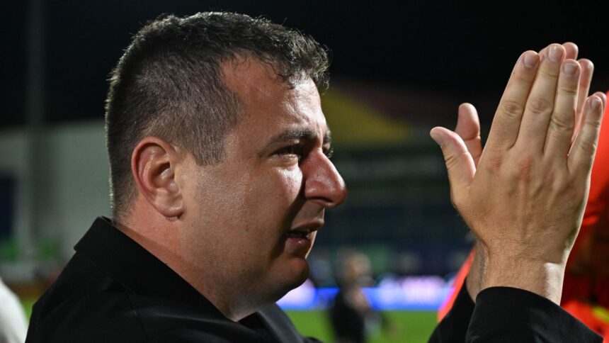 Reacția lui Ianis Zicu după înfrângerea Farului în fața ''U'', în ciuda avantajului numeric 1 ce a avut de zis ianis zicu dupa ce farul a pierdut meciul impotriva lui u cu un om in plus 68a39c4ad1e2b