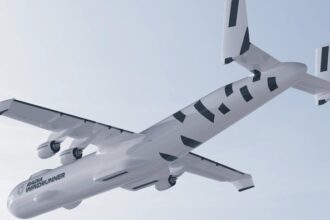 cel mai mare avion din lume va fi produs in italia 689b22b3bb91e