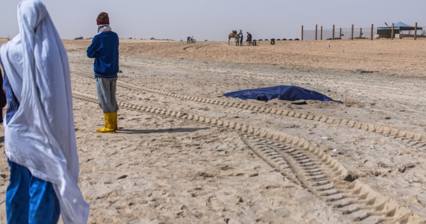 Tragedie în ape necruțătoare: Peste 49 de vieți pierdute și 100 de suflete dispărute în urma naufragiului unei bărci cu migranți în apropierea Mauritaniei 1 cel putin 49 de morti si 100 de disparuti dupa ce o ambarcatiune cu migranti a naufragiat in largul mauritaniei 68b1adb9d8ed6
