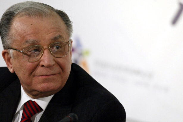 cele mai importante momente din viata si cariera politica a lui ion iliescu primul presedinte al romaniei dupa caderea comunismului 689221e2852d4