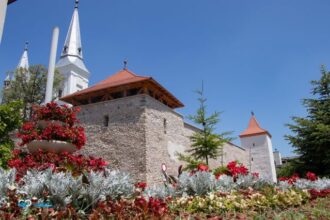 cetatea orastiei redeschisa dupa 4 ani 68a30bb6689a9
