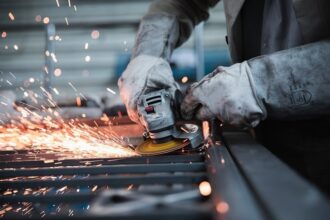 cifra de afaceri din industrie a crescut 689d889b61601