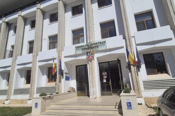 cj constanta reactioneaza la imaginile cu autobuze supraaglomerate pe ruta tuzla constanta 689b4369b2bb2