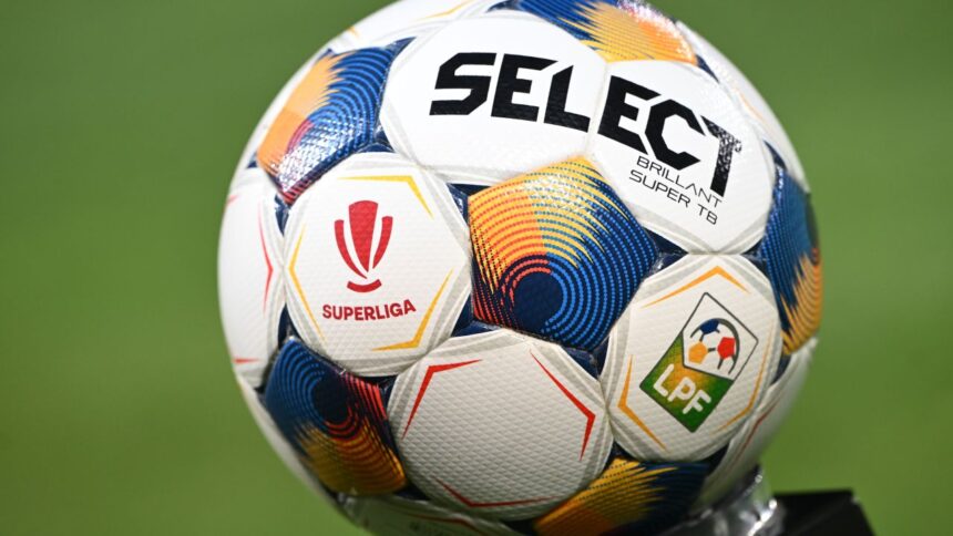 DESCINDEREA MARE: FCSB și CFR Cluj pe o pantă descendentă. Evoluția Superligii după primele șapte runde 1 clasament fcsb si cfr cluj coboara si mai mult cum arata superliga dupa sapte etape 68aca916af1fd