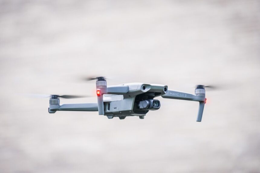 Comisarii Gărzii de Mediu se echipează cu sute de camere portabile și drone: Achiziții realizate prin PNRR 1 comisarii garzii de mediu vor fi inarmati cu sute de bodycamuri si drone echipamentele cumparate prin pnrr 689e184a88f38