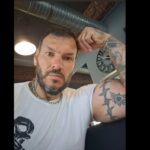 Comunitatea TikTok își exprimă durerea după pierderea lui Pleșitu Dobrescu, înjunghiat cu brutalitate la Cernavodă: Dumnezeu să îți ofere odihnă veșnică! 3 comunitatea tiktok il plange pe plesitu dobrescu injunghiat mortal la cernavoda dumnezeu sa te odihneasca in pace 68b41b126148c