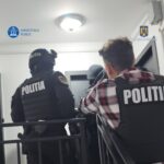 Constanța: descinderi la o agenție turistică! Peste 20 de turiști ar fi căzut victime ale unei înșelăciuni. Ce acuzații le aduc procurorii? 2 constanta perchezitii la o agentie de turism peste 20 de turisti ar fi fost inselati ce acuzatii fac procurorii 68a98ff97cecd