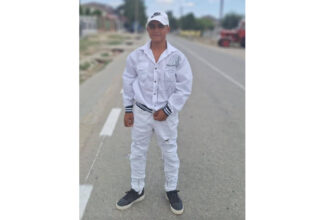 constanta un minor de 13 ani a disparut de langa tatal sau in timp ce asteptau autobuzul apelati la 112 daca il vedeti 6894620b17716