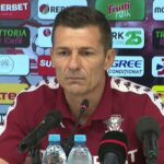 Costel Gâlcă a apreciat un jucător de la Rapid: „Evoluție remarcabilă!” + Răspunsul său la întrebarea: „Joacă echipa conform viziunii tale?” 2 costel galca a laudat un fotbalist de la rapid progres cum a raspuns la intrebarea joaca echipa asa cum iti doresti 688f6fbb59403