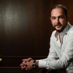 Cris-Tim își extinde orizonturile și aduce pe piață „Grătărescu”, un nou tip de cârnați din cea mai vibrantă categorie de mezeluri în 2025 2 cris tim accelereaza diversificarea portofoliului si lanseaza gratarescu in cea mai dinamica categorie in 2025 din piata mezelurilor carnatii 68b17702d8d17