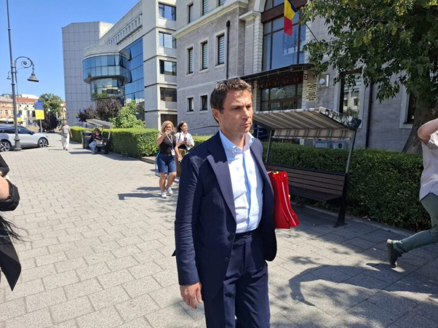 Cristian Radu, primarul Mangaliei, își încheie mandatul: Prefectura a decis suspendarea acestuia. 1 cristian radu nu mai este primarul mangaliei prefectura i a suspendat mandatul 68b0455590e3a