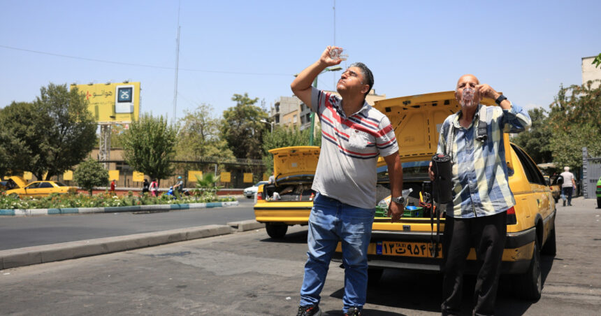 Seceta acută din Iran: Închiderea toalettelor publice din Teheran 1 criza de apa in iran toate toaletele publice din teheran au fost inchise 688e1c3e30344