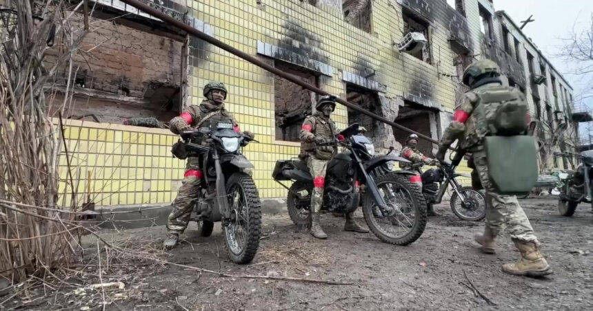Strategiile surprinzătoare ale armatei ruse în avansul pe frontul ucrainean, în ciuda pierderilor semnificative 1 cum reuseste armata rusiei sa inainteze pe campul de lupta din ucraina desi a suferit pierderi uriase 68b3cb228c868