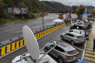 cursa contracronometru pentru salvarea muncitorilor dupa ce o mina s a prabusit in chile o persoana gasita decedata 688f321234942