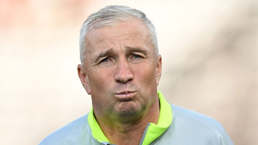 Dan Petrescu pe tărâm britanic? Victor Becali dezvăluie: „Au avut loc noi negocieri” 1 dan petrescu in anglia victor becali anunta au mai fost discutii 68aca578eece2