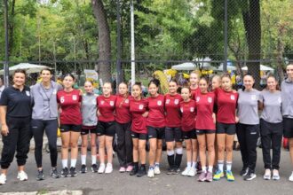 denisa sandru si diana ciuca totul pentru rapid dar si pentru copiii care vor sa faca sport un sentiment foarte placut 68b017e931fe3