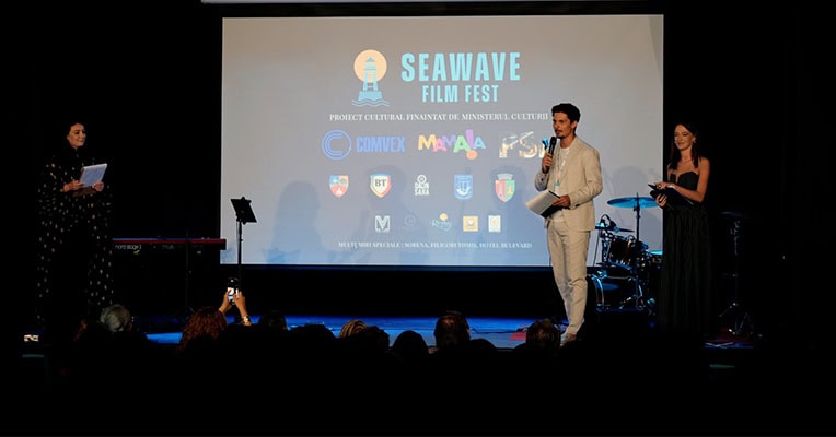 Mamaia – Constanța: Oază de Recunoaștere pentru Tinerii Cineaști la Festivalul Sea Wave 1 destinatia turistica mamaia constanta a premiat excelenta tinerilor cineasti la sea wave film fest 689a1bfabd0b5