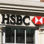 HSBC Elveția a încheiat colaborarea cu peste 1.000 de clienți privați din Orientul Mijlociu, în urma unor suspiciuni de spălare a banilor. 2 divizia elvetiana a hsbc a inchis conturile a peste 1 000 de clienti bogati din orientul mijlociu dupa cazuri de spalare a banilor 68ac055073e1e