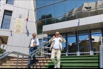 document iata de cand stia dna ca in spitalul cernavoda se petrec lucruri aparent nelegale fotografii cu plicuri cu bani si afaceristul care a recunoscut tot 68a14742a00b9