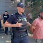 Captura rapidă: Hoții din hotelul de la Eforie, prinsi de poliție în mai puțin de 5 minute! 2 doi indivizi care au furat dintr un hotel din eforie depistati de politisti in doar 5 minute 68a70c1310439