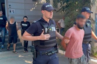 doi indivizi care au furat dintr un hotel din eforie depistati de politisti in doar 5 minute 68a70c1310439