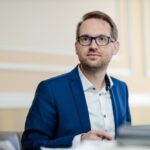 Dominic Fritz reduce drastic numărul de angajați din primărie. Se pregătește o restructurare a instituțiilor asociate! 2 dominic fritz taie zeci de posturi din primarie urmeaza reorganizarea institutiilor subordonate 6895f578bb244