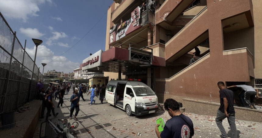 Atacuri devastatoare ale Israelului asupra unui spital din Gaza: 15 vieți pierdute, printre care 4 jurnaliști. 1 doua atacuri ale israelului asupra unui spital din gaza au ucis cel putin 15 persoane inclusiv 4 jurnalisti 68ac3d842bc60
