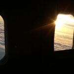 Două colosi ai aviației, trași la răspundere pentru vânzarea biletelor la fereastră, dar fără priveliște! 2 doua mari comparii aeriene date in judecata pentru ca au vandut locuri scumpe la fereastra dar fara fereastra 68a73ca6081ae