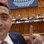 După intervenția lui Tanasă în legătură cu livratorii internaționali, Simion ridică întrebarea dacă este necesară expulzarea a cinci pakistanezi care au capturat lebede. 2 dupa apelul lui tanasa impotriva livratorilor straini simion intreaba daca trebuie expulzati cinci pakistanezi care au prins lebede 68af54aa30c73