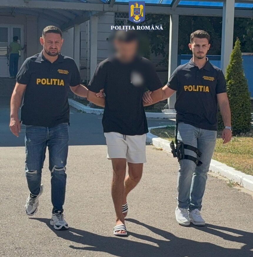 Capturat în miezul nopții: Tânărul din Constanța, reținut după ce a ținut două fete captive într-un apartament! 1 el este individul care a sechestrat doua tinere intr un apartament din constanta politistii au spart usa 68adad14e0f62