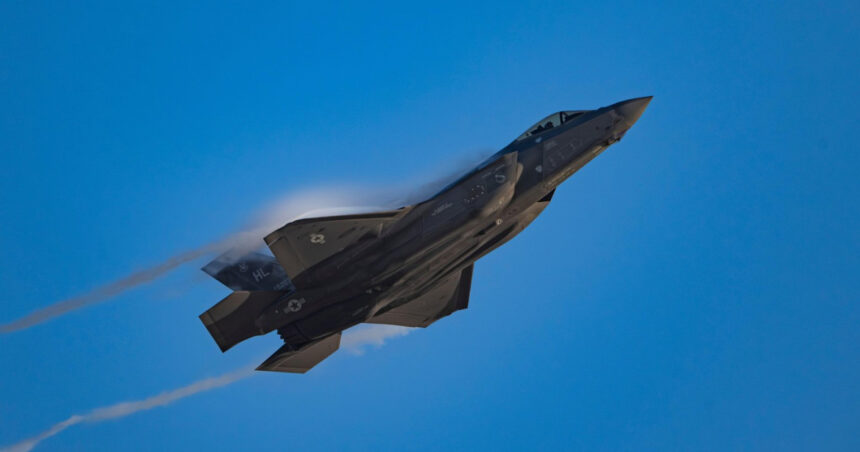 Elveția își menține dorința de a achiziționa avioane de vânătoare F-35 din Statele Unite, în ciuda costurilor mai ridicate. 1 elvetia vrea in continuare sa cumpere avioane de lupta americane f 35 chiar daca va plati mai mult pentru ele 689ca75f8be17