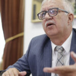 Augustin Zegrean comentează schimbările aduse de coaliție în justiție: „E ca și cum v-ar spune să mergeți la muncă pentru un bonus de 100 de lei” 2 exclusiv augustin zegrean despre modificarile aduse de coalitie in cazul magistratilor pe sistemul mergeti la lucru ca va mai dau 100 de lei 68aeeb5171a54